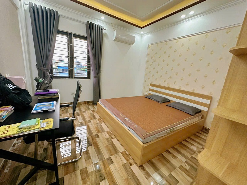 BÁN NHÀ NGÕ Ô TÔ TRÁNH NHAU QUÁN NAM – LÊ CHÂN – HẢI PHÒNG | 4 TẦNG – GARA Ô TÔ